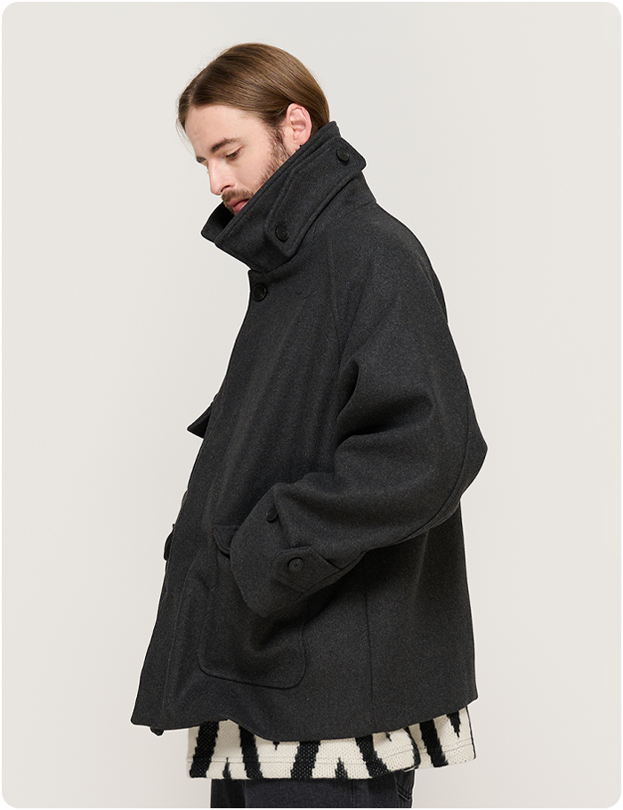 POCKET POINT BALMACAAN WOOL SHORT COAT (CHARCOAL)