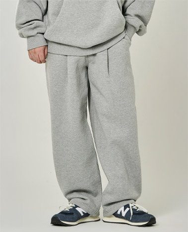 Basic One-Tuck Napping Sweater Wide Pants