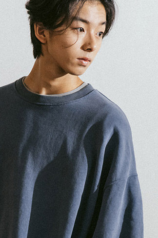 Valley Salt Washed Sweat Shirt