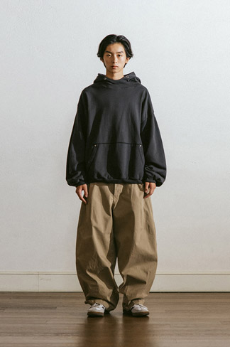 Pit Pocket Dart Chino Balloon Pants