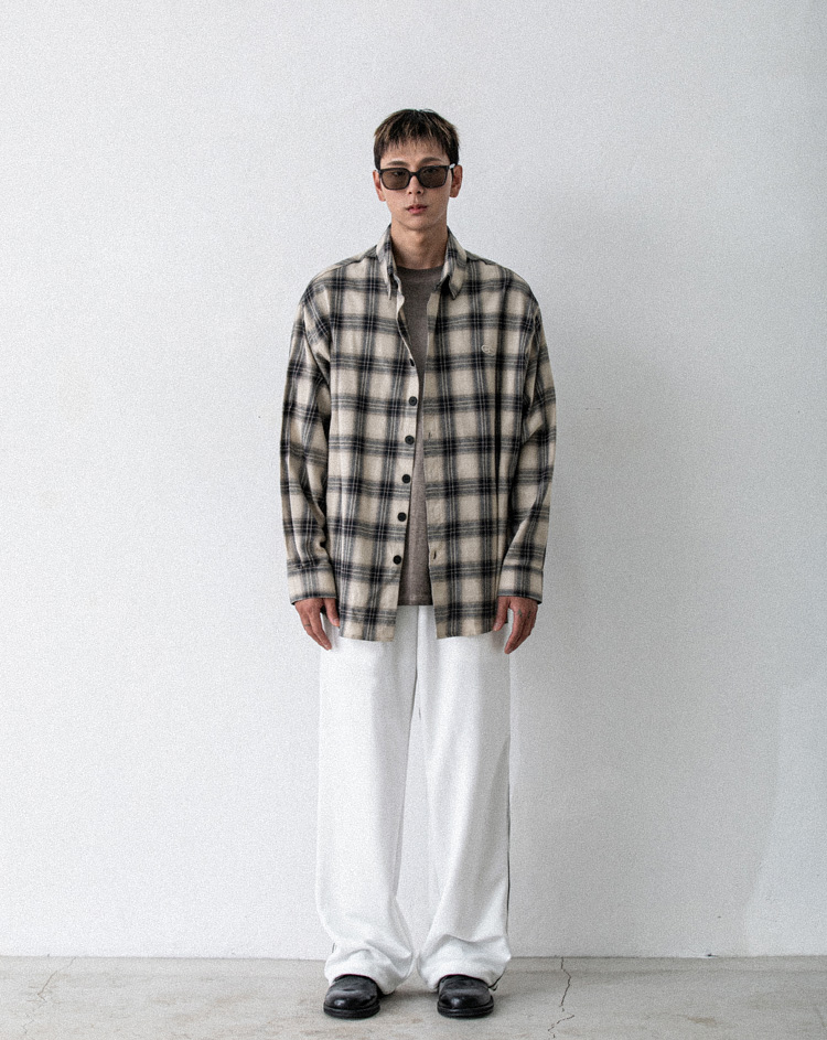 BC 로고자수 체크 셔츠 (BEIGE)