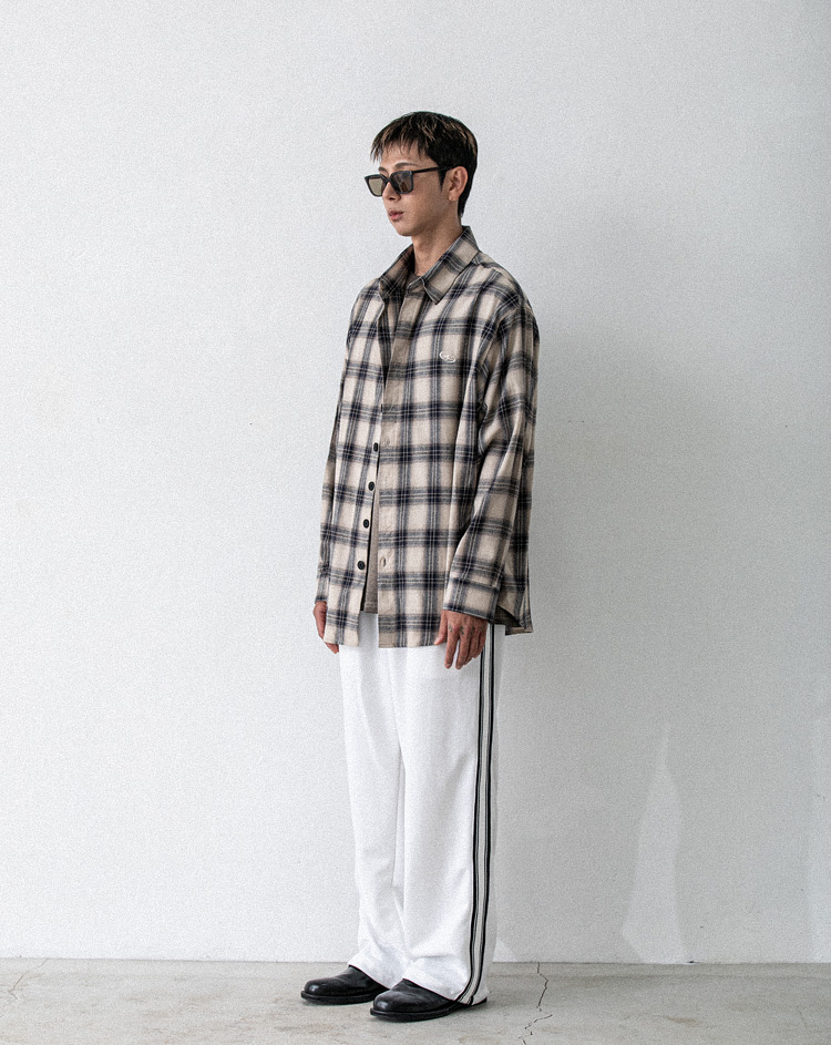 BC 로고자수 체크 셔츠 (BEIGE)