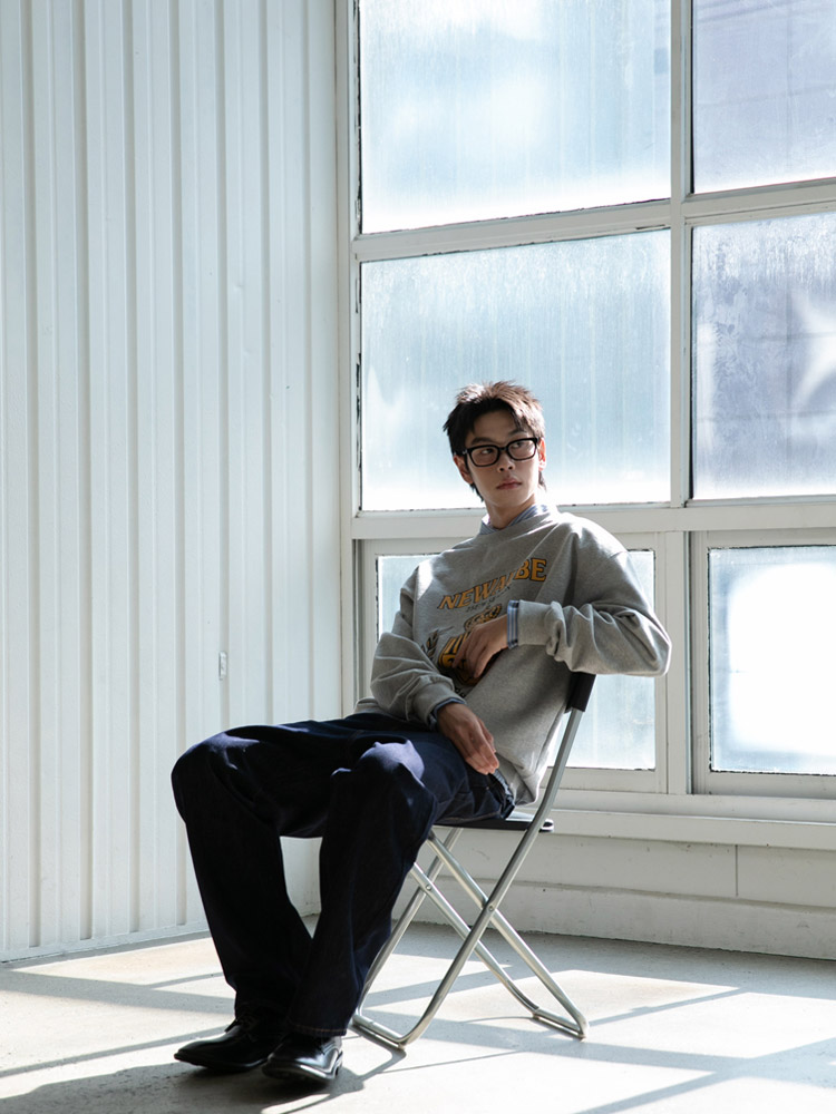 메인 비주얼 이미지 2