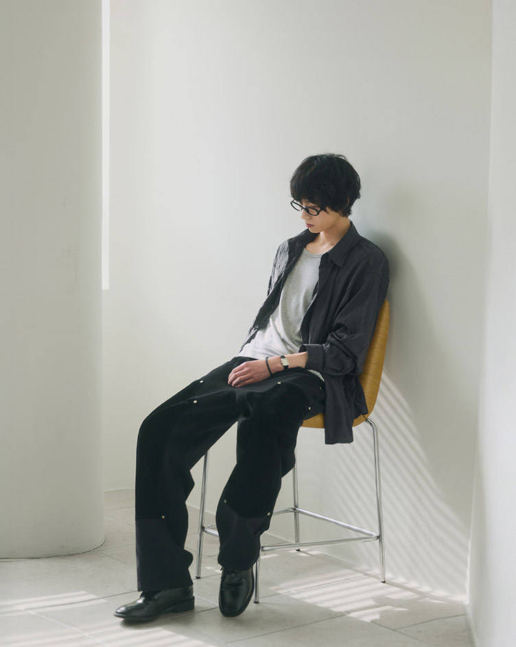 벨벳 더블니 히든밴딩 데님팬츠